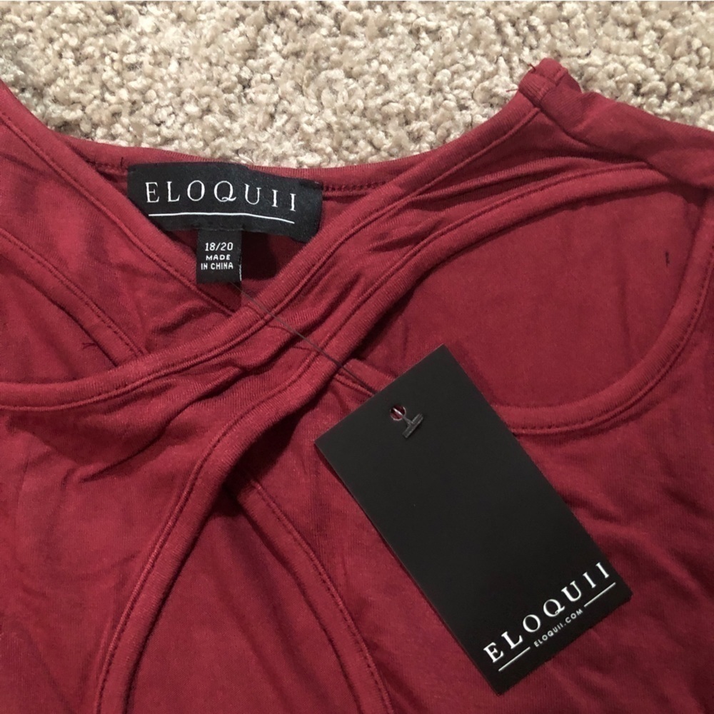 Eloquii Crossover Cutout Neckline Top in Burnt Russet Red 18/20 - Picture 6 of 9